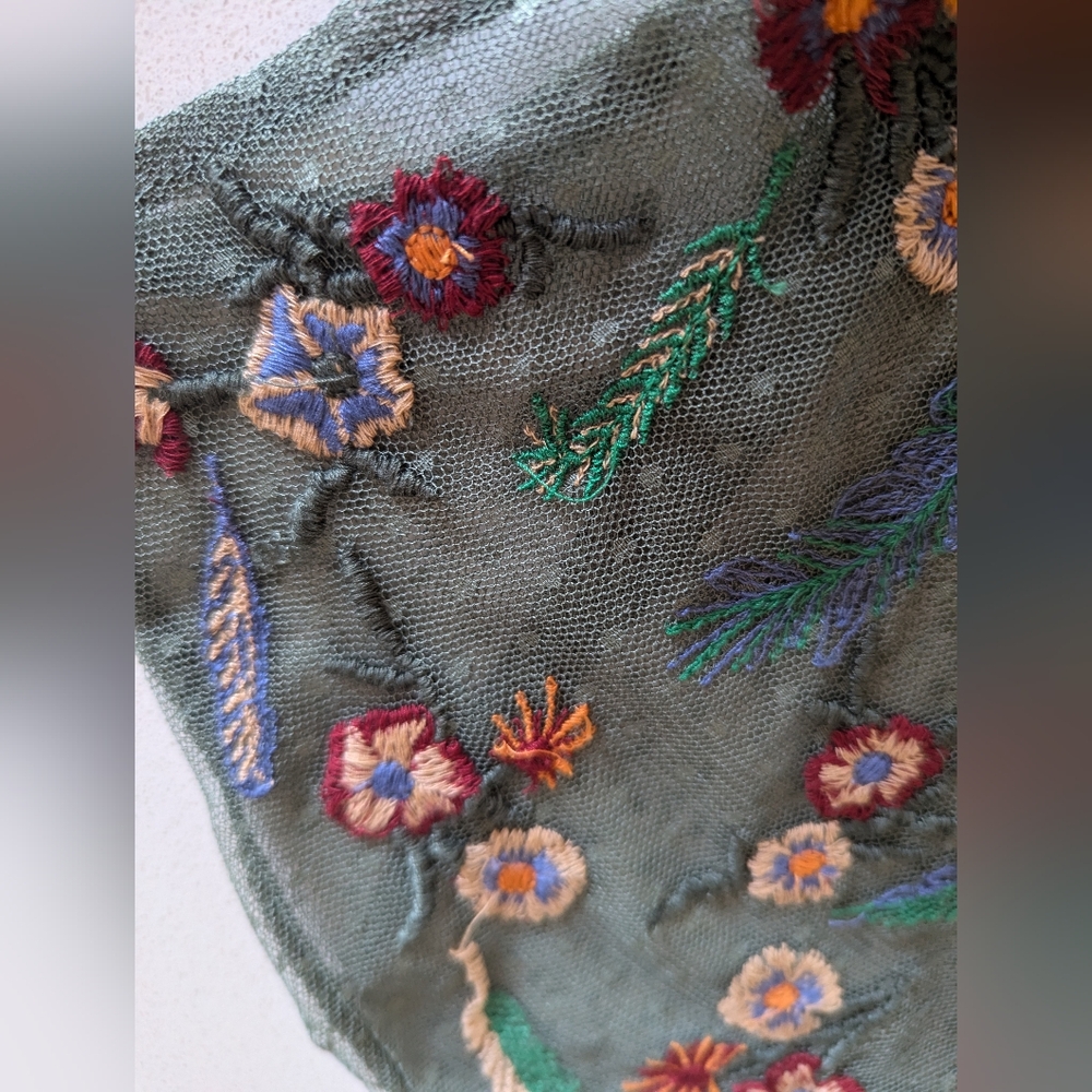 Zara | Size S |  Green Mesh Top With Floral Embroidery - Picture 8 of 10